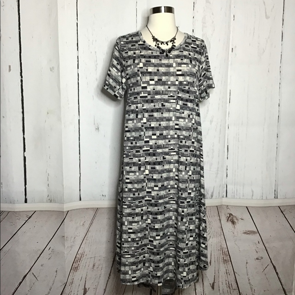 Lularoe Carly
